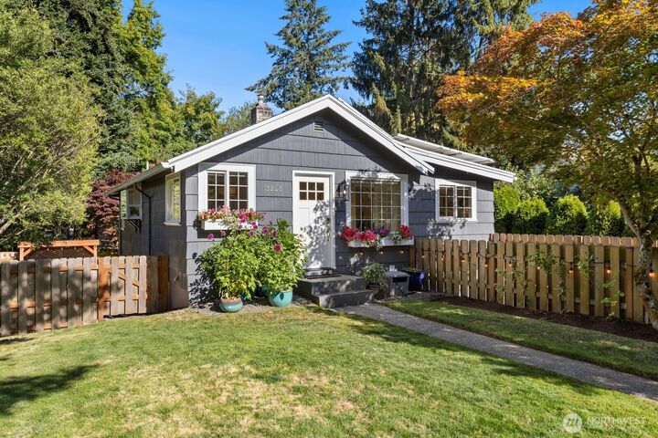 Property Photo: 3226 48th Avenue SW WA 98116