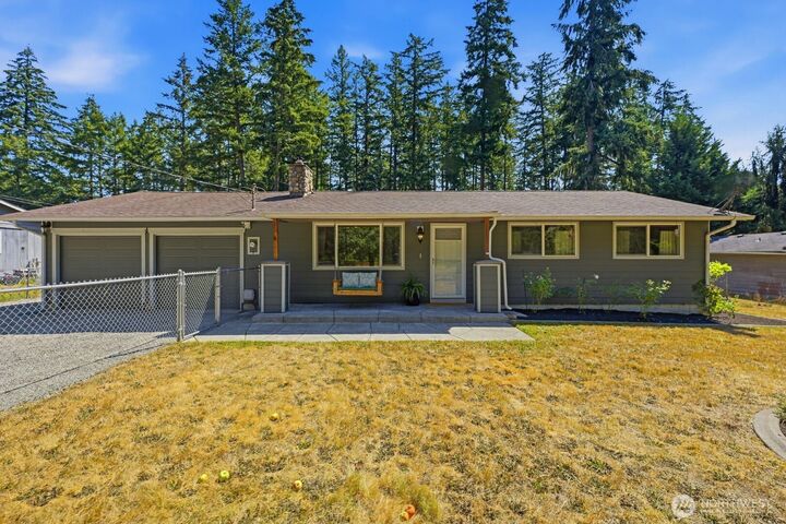Property Photo:  20913  22nd Avenue E  WA 98387 