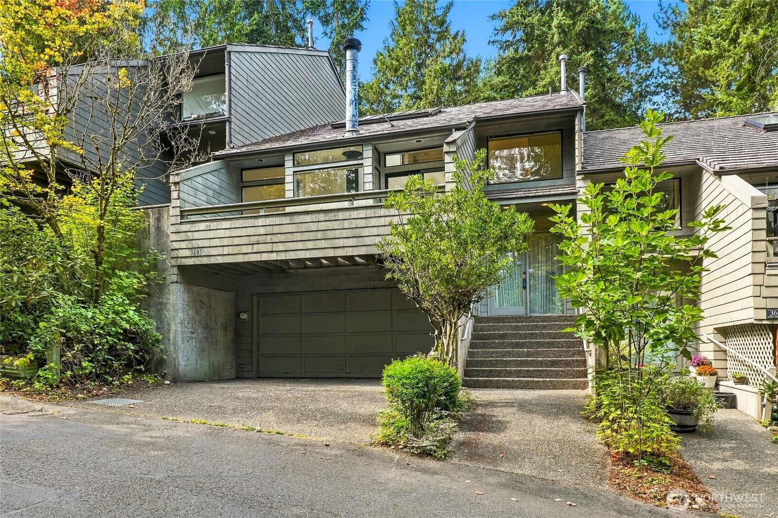 Property Photo:  3605  93rd Avenue SE  WA 98040 