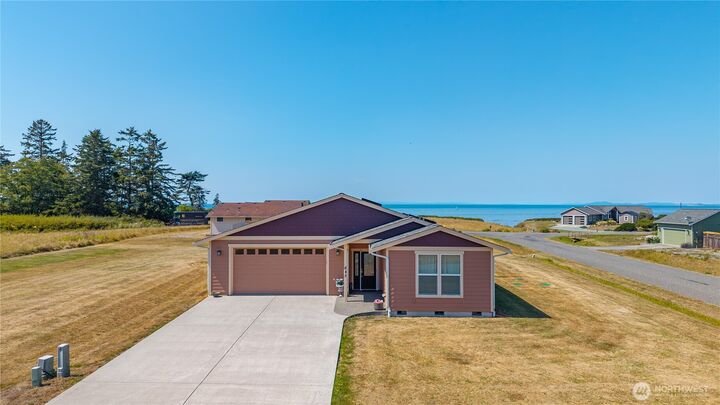 Property Photo: 645 Monterey Avenue WA 98239