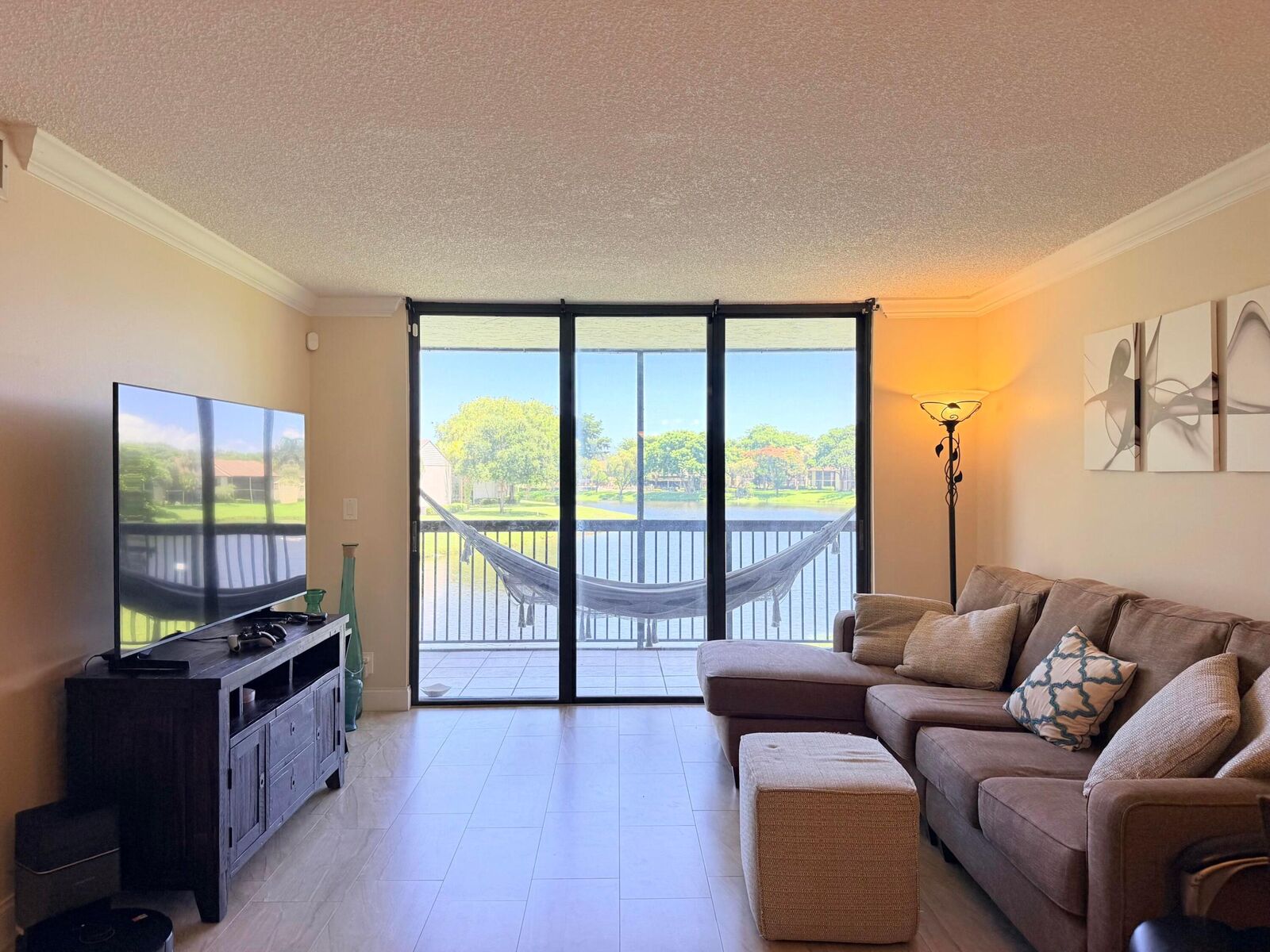 Property Photo:  1266 S Military Trail 525  FL 33442 