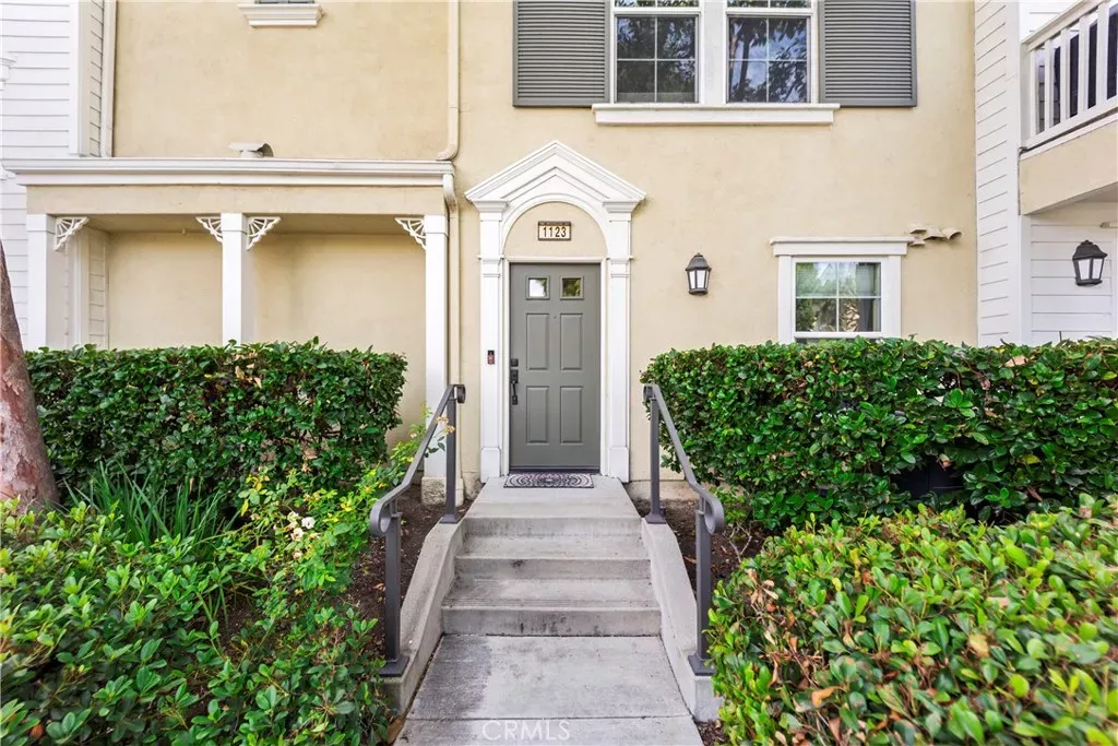 Property Photo:  1123 Abelia  CA 92606 