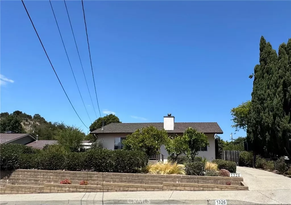 Property Photo:  1326 Cecelia Court  CA 93401 