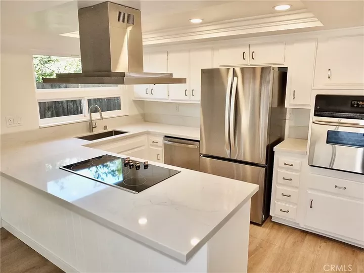 Property Photo:  621 Termino Avenue  CA 90814 
