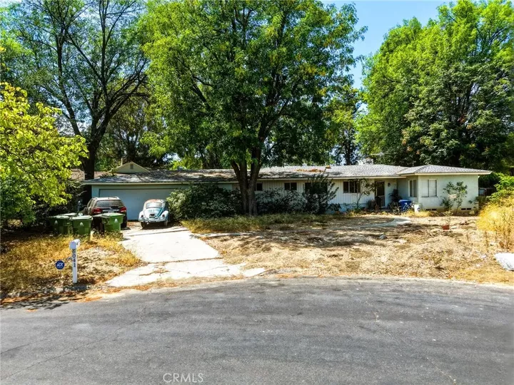 Property Photo: 6041 Penfield CA 91367