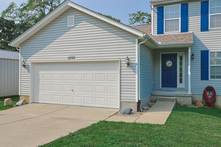 Property Photo: 5095 Hill Springs Ct IN 47025