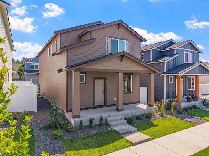 Property Photo:  24814 E Coopers Hawk Ln  WA 99019 