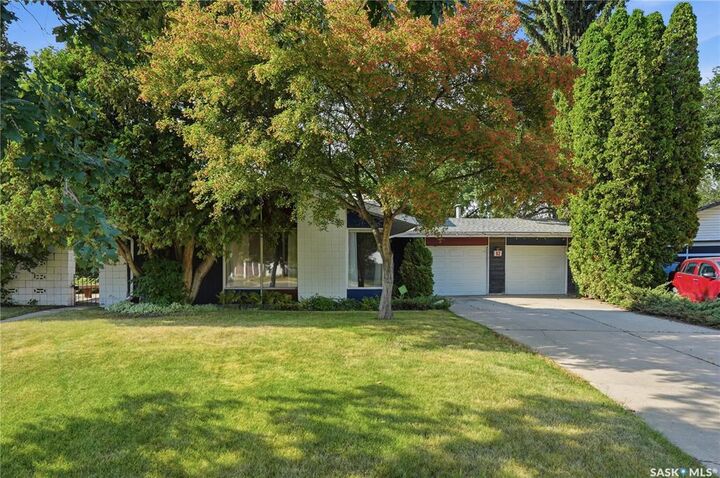 92 Wentworth Crescent — photo 1