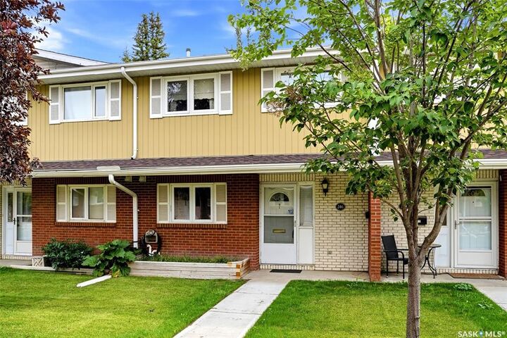Property Photo:  246 Plainsview Drive  SK S4S 6N1 