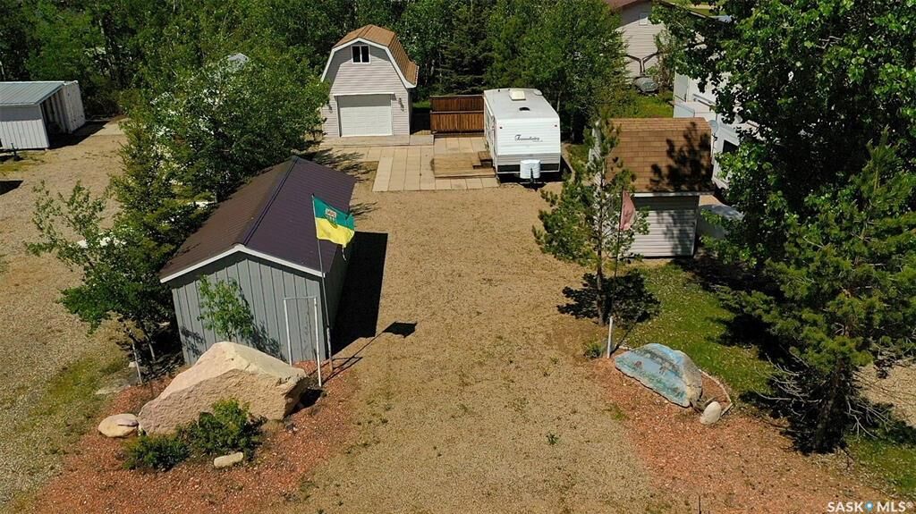 Property Photo:  210 Travis Avenue  SK S0A 1Y0 