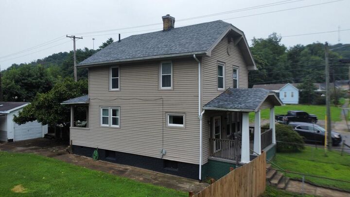 Property Photo:  1625 Mabert  OH 45662 