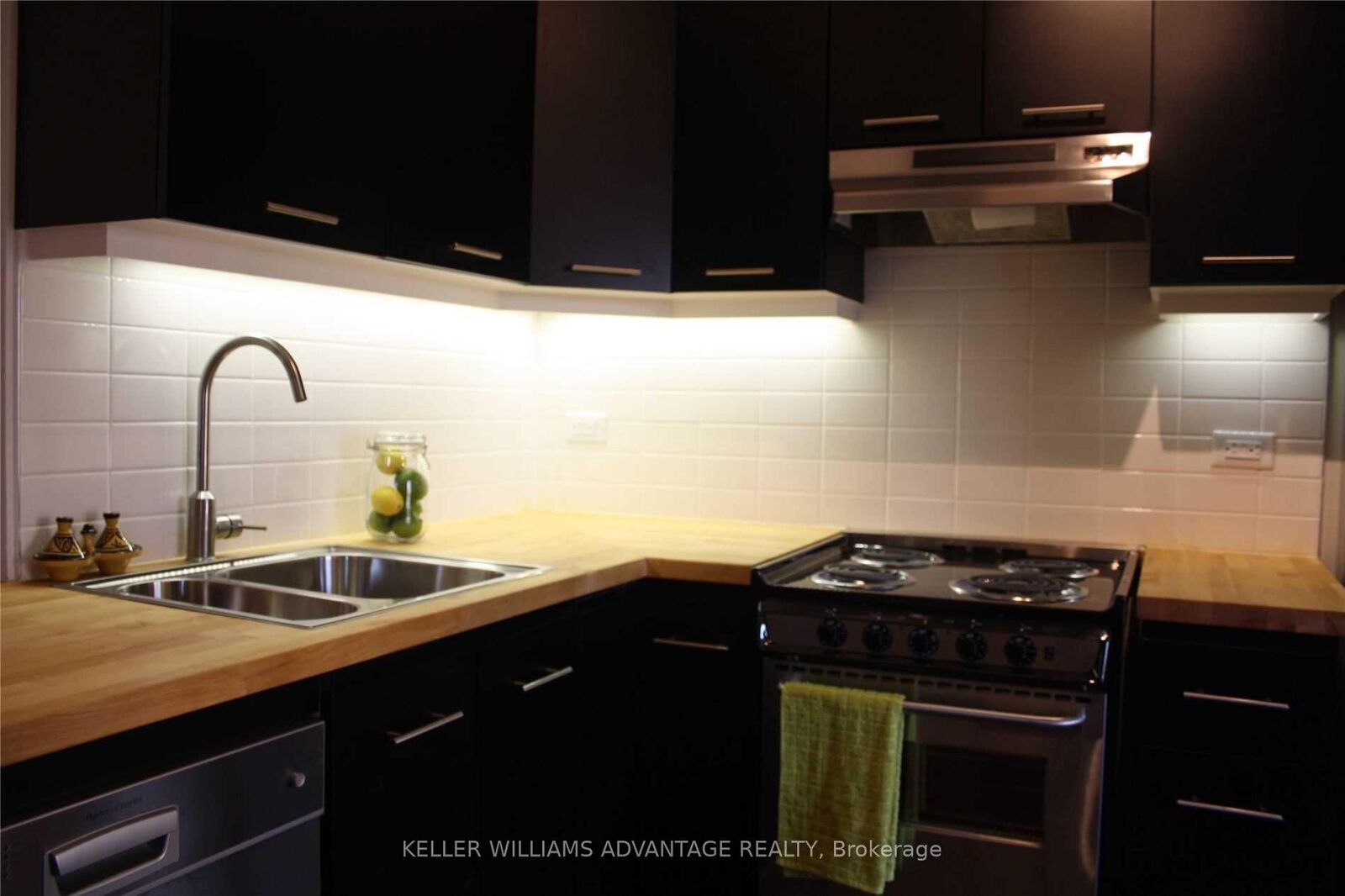 Property Photo:  238 Highfield Road Unit A  ON M4L 2V5 