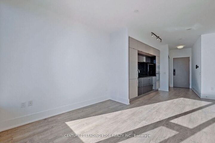 Property Photo:  10 York Street 5008  ON M5J 0E1 