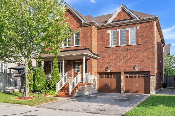 Property Photo: 16 Bicknell Court ON L1T 0G3