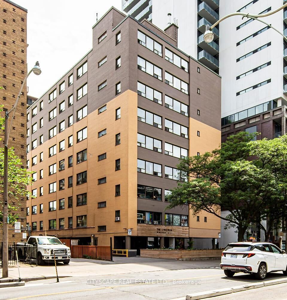 Property Photo: 85 Wellesley Street E 909 ON M4Y 1H8