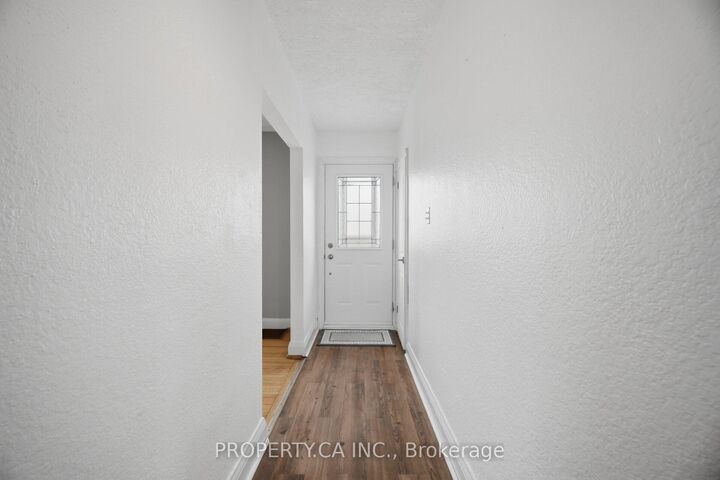 Property Photo: 109 Pleasant Avenue ON M2M 1M2