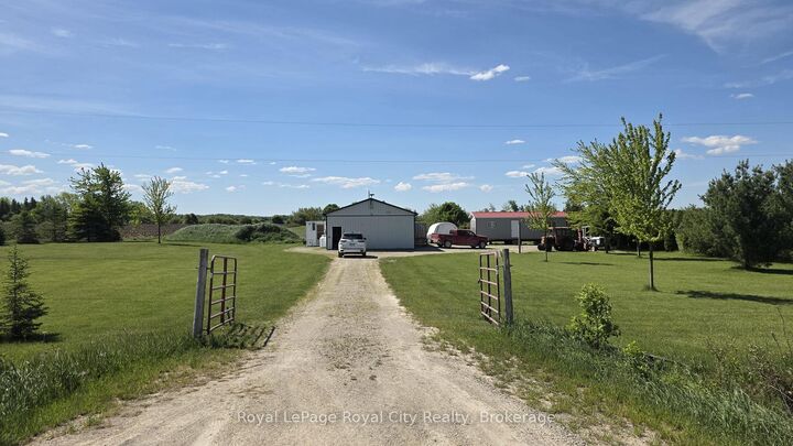 Property Photo:  7793 Sideroad 8 Side Road E  ON N0G 2E0 