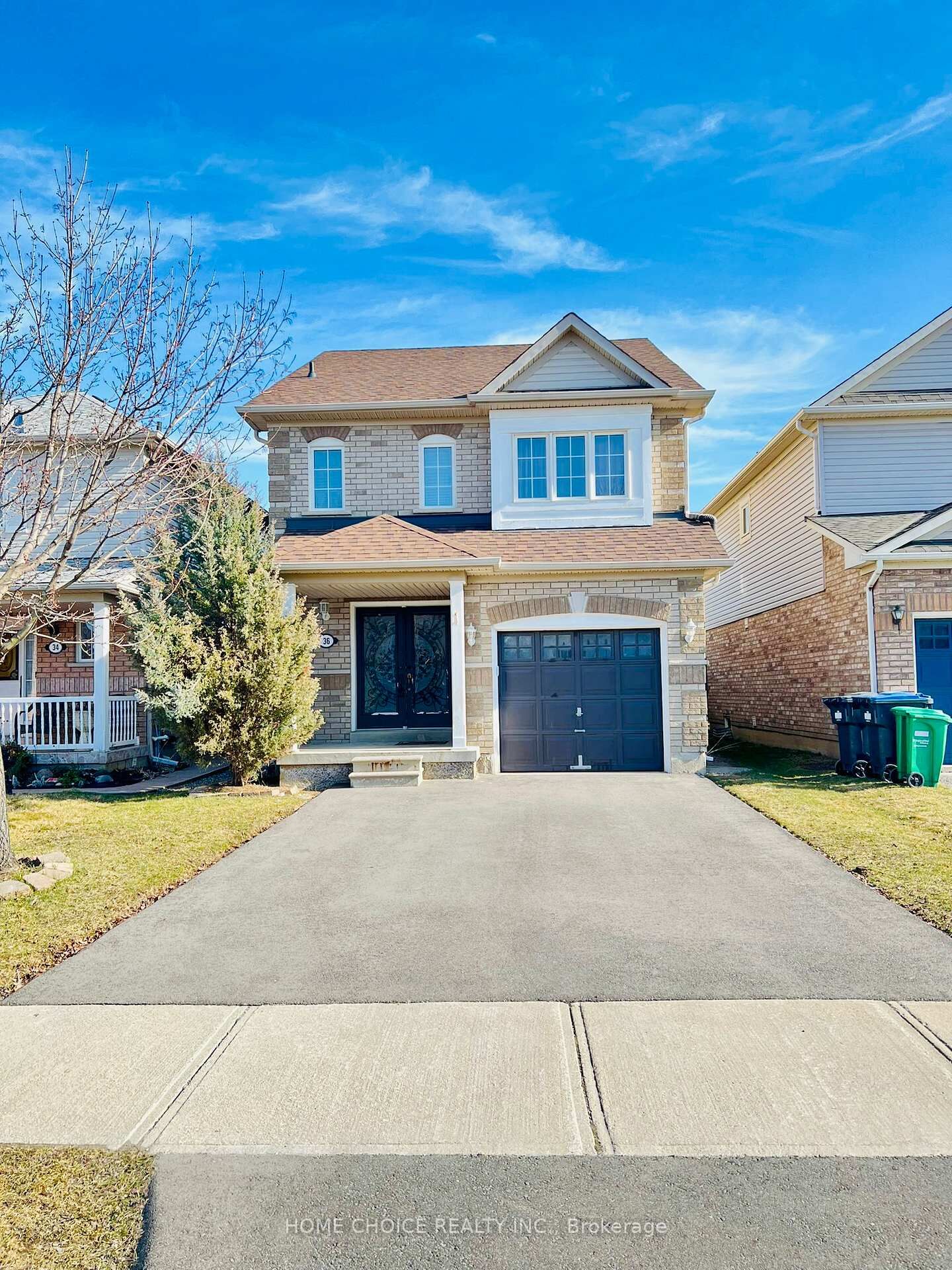 Property Photo: 36 Earl Grey Crescent ON L7A 2L1