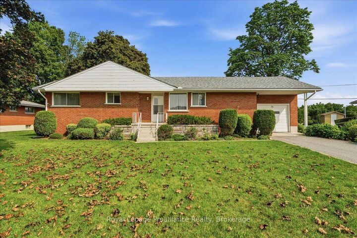 Property Photo:  120 Sidney Crescent  ON K0K 1E0 