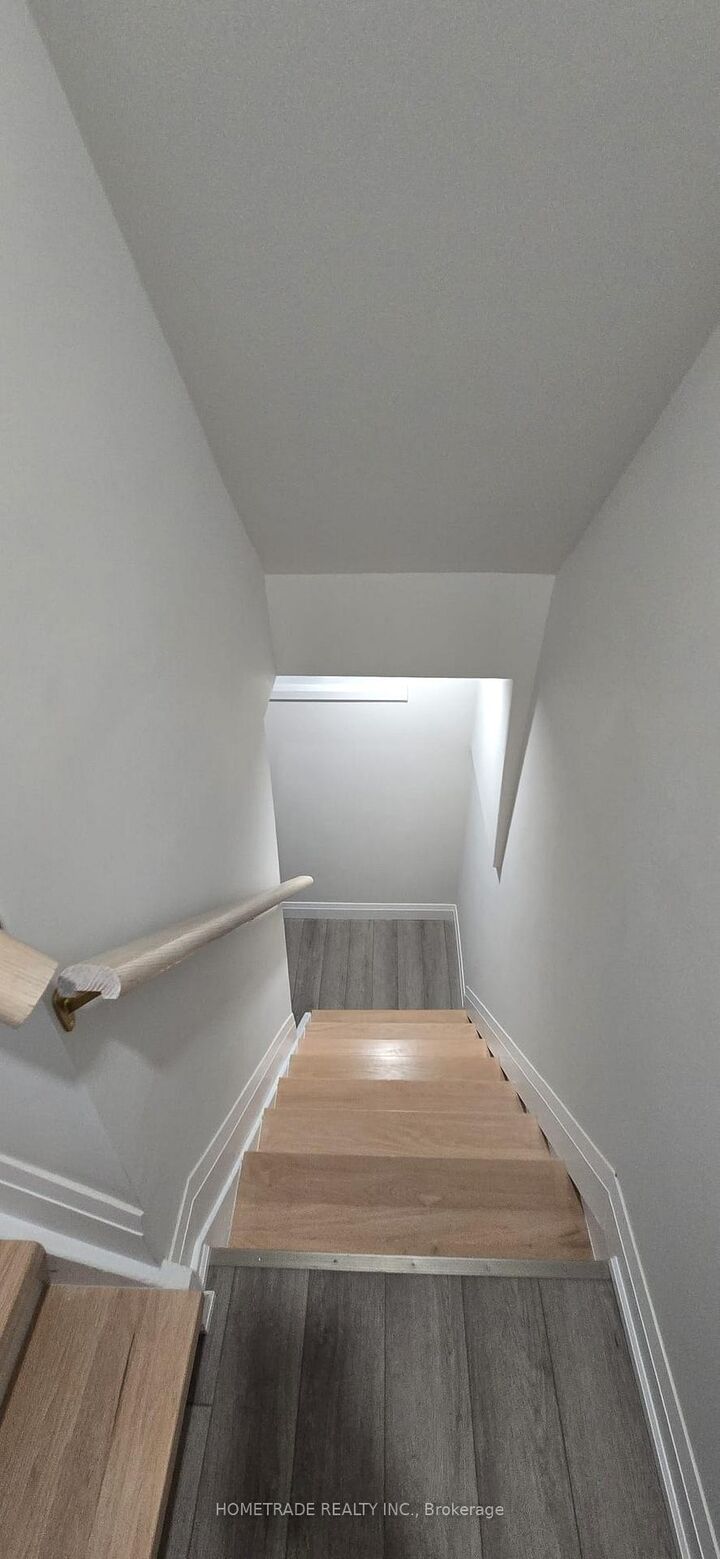Property Photo: 14 Chaucer Crescent ON L4N 4T7