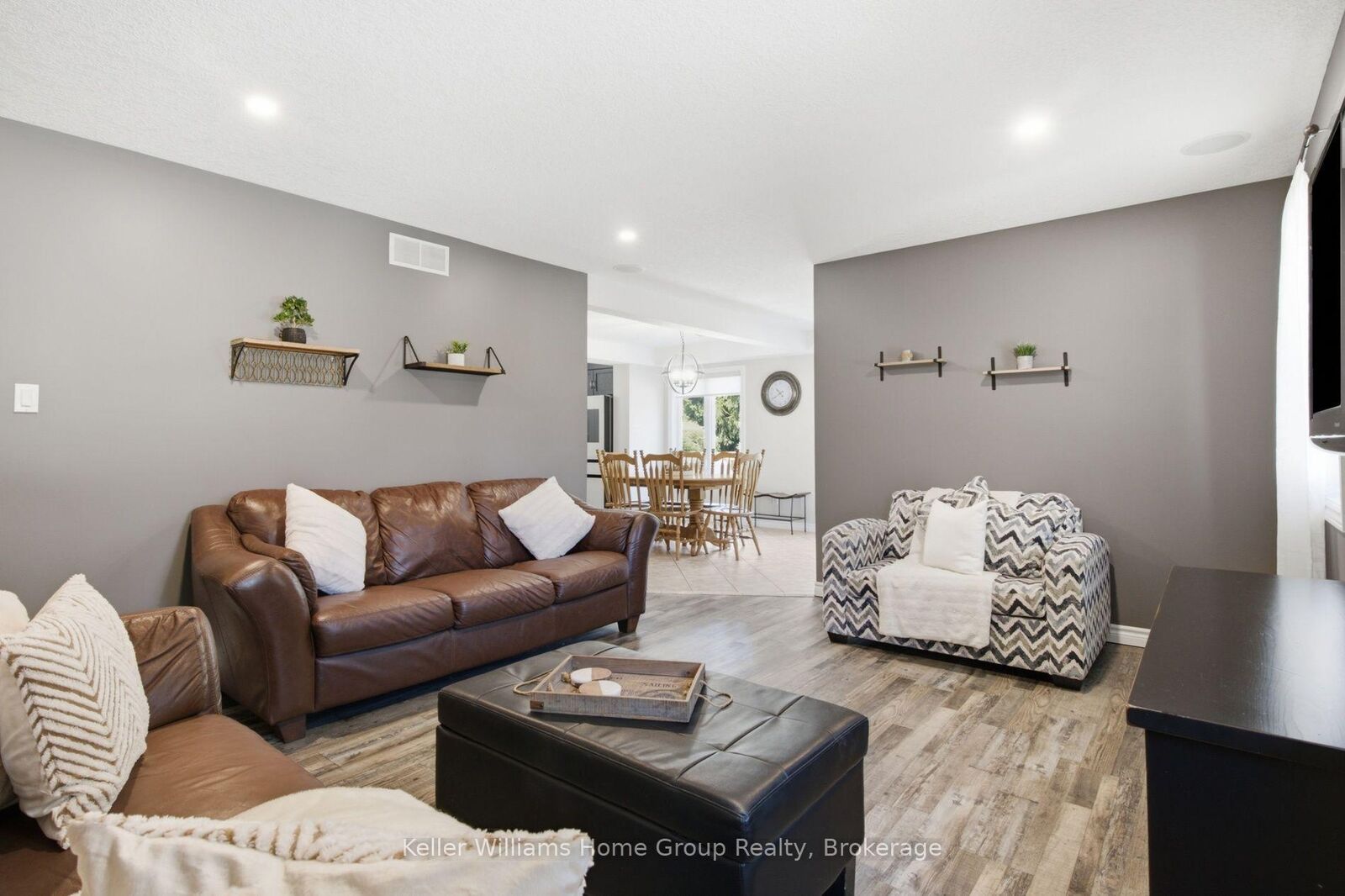 Property Photo: 30 Inett Way ON N1M 0A6