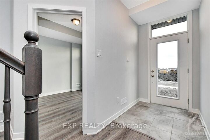 Property Photo:  821 Mikinak Road  ON K1K 4Z9 