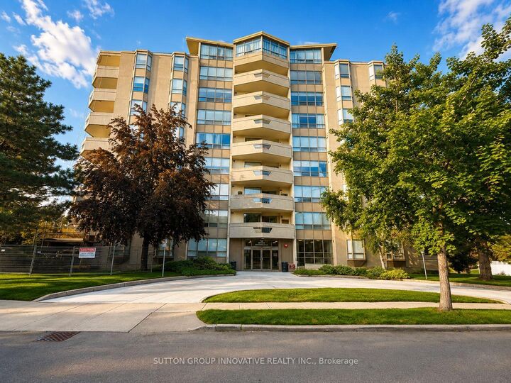 Property Photo: 8 Village Green Boulevard 507 ON L8G 5B8