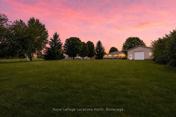 Property Photo: 28 Marl Creek Drive ON L0L 2K0