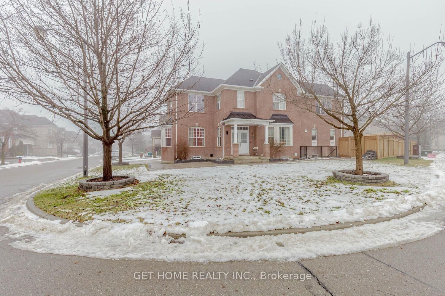 Property Photo:  1222 Christie Circle Bsmt  ON L9T 6V4 