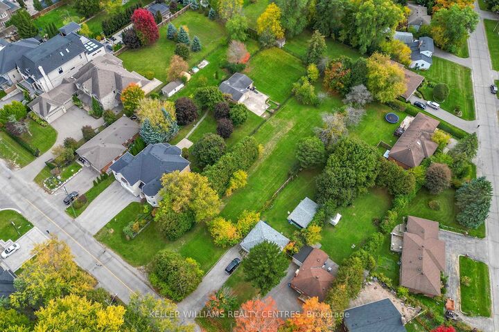 Property Photo:  39 Maple Grove Avenue  ON L4E 2V1 