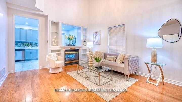 Property Photo: 89 English Oak Drive ON L4E 3X4