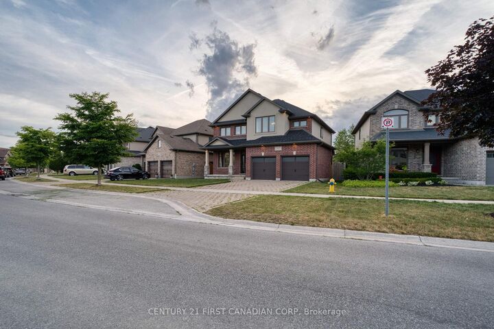 Property Photo: 3429 Singleton Avenue ON N6L 0C5