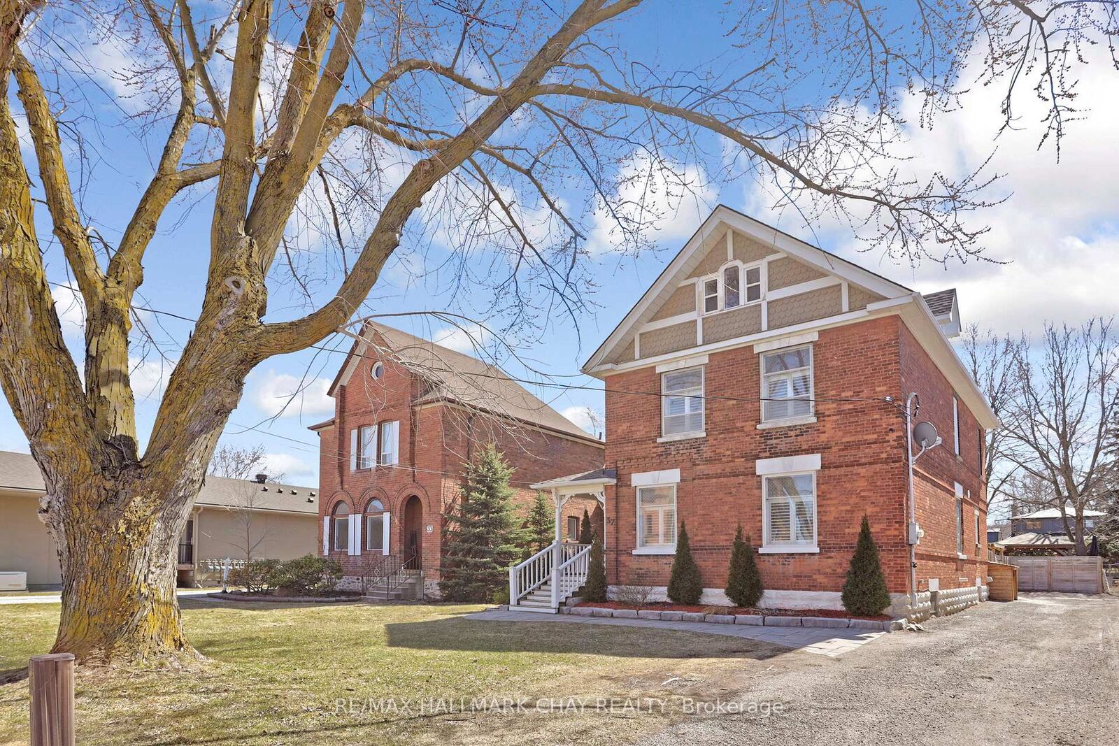 Property Photo: 37 Main Street W ON L0G 1A0