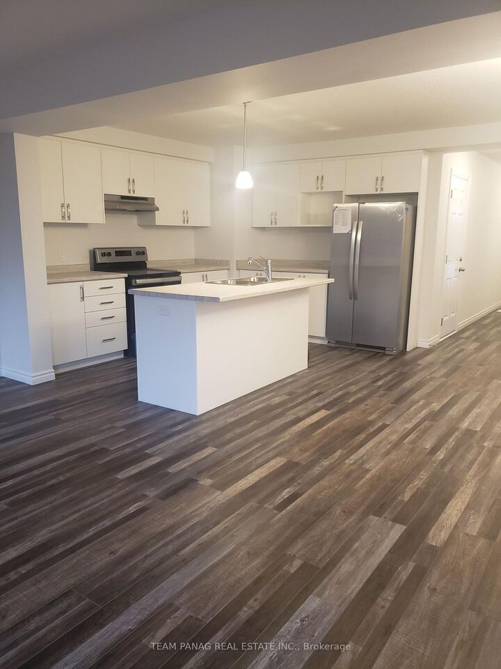 Property Photo:  3146 Turner Crescent  ON N6M 0B4 