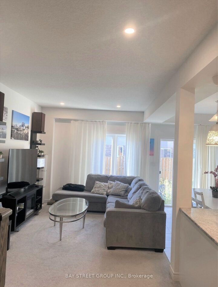 Property Photo:  61 Beasley Grove  ON L9K 0J7 