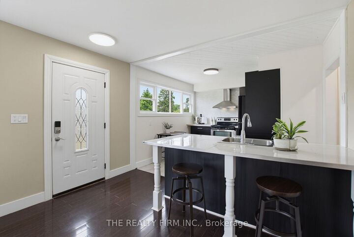 Property Photo:  190 Vancouver Street  ON N5W 4R7 