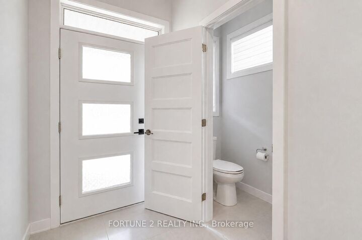 Property Photo:  3380 Singleton Avenue 80  ON N6L 0E8 