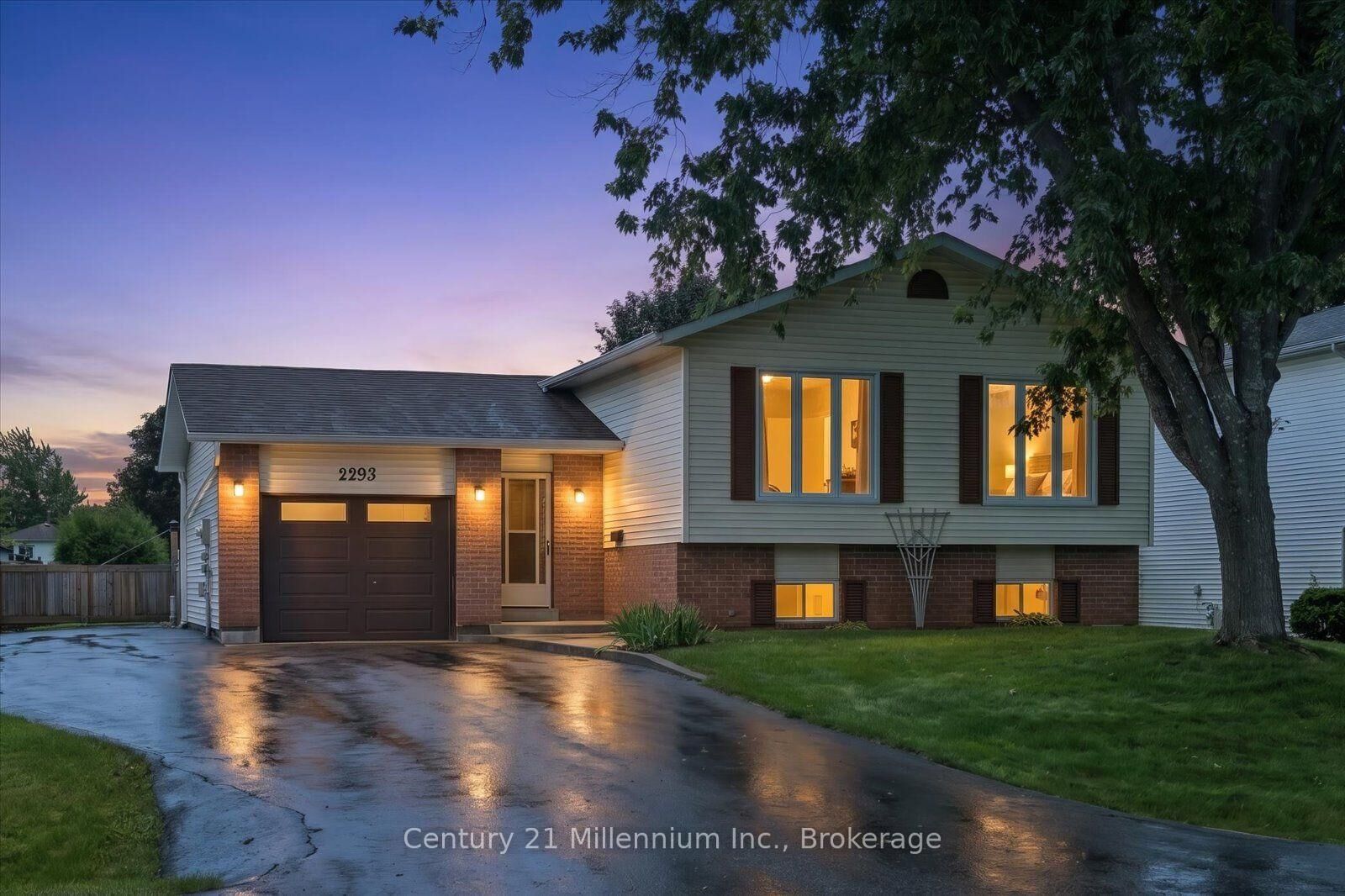 Property Photo:  2293 Webb Street  ON L9S 1K6 
