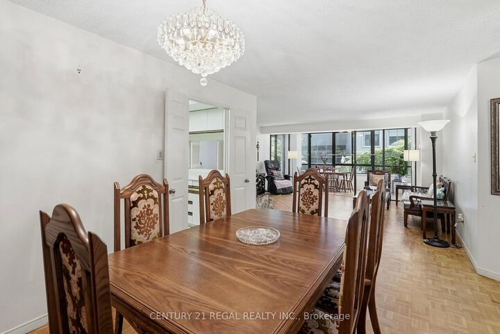 Photo de la propriété:  280 Simcoe Street 306  ON M5T 2Y5 