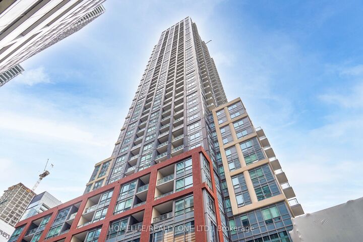 Property Photo: 108 Peter Street 4803 ON M5V 2G7