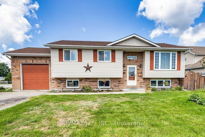 24 Glenn Drive — photo 1