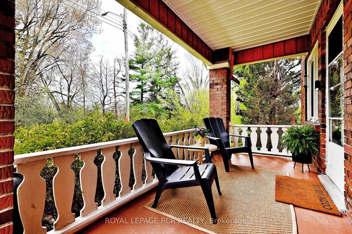 Property Photo: 116 Buckingham Avenue ON L1G 2K5