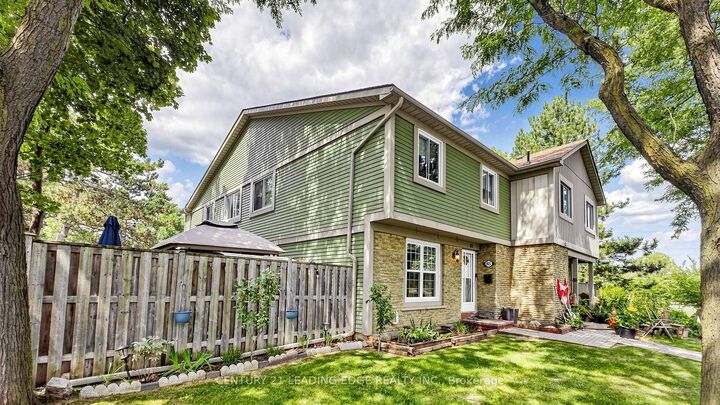 Property Photo: 6650 Falconer Drive 85 ON L5N 1B5