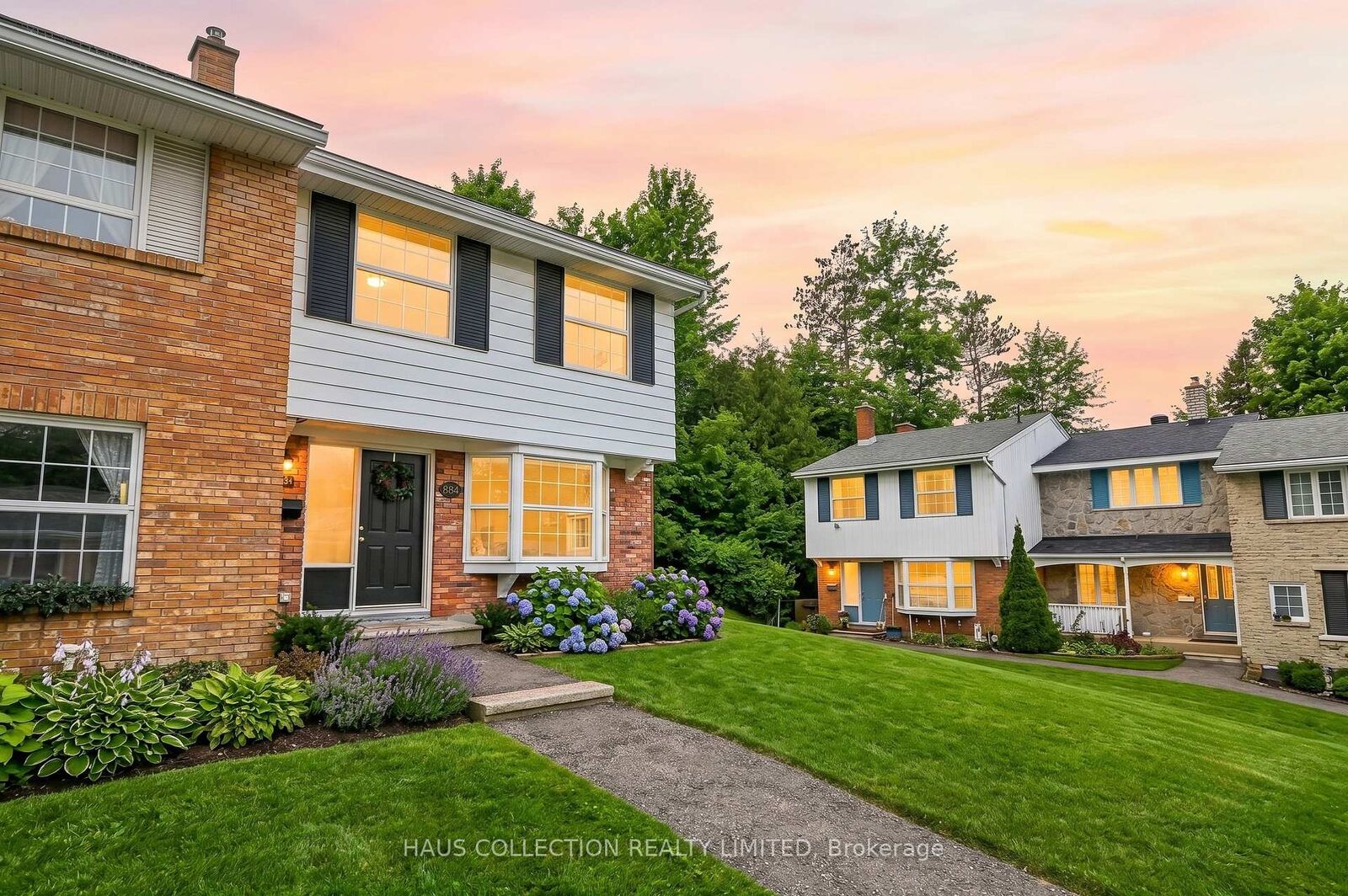 Property Photo: 884 Walkley Road ON K1V 6R5