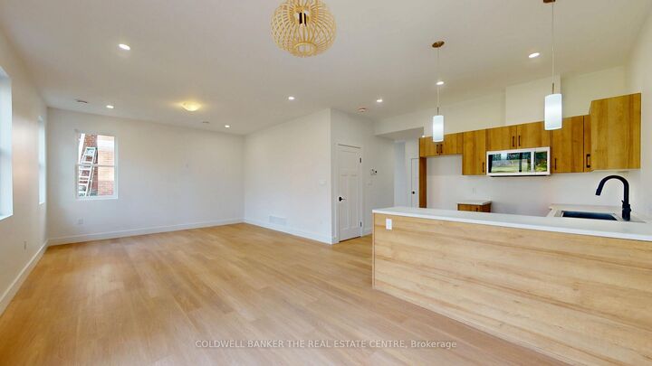 Property Photo:  62 Gray Street 2  ON L0K 1E0 