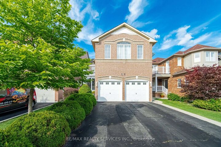 Property Photo: 39 Legend Lane ON L6X 5B6