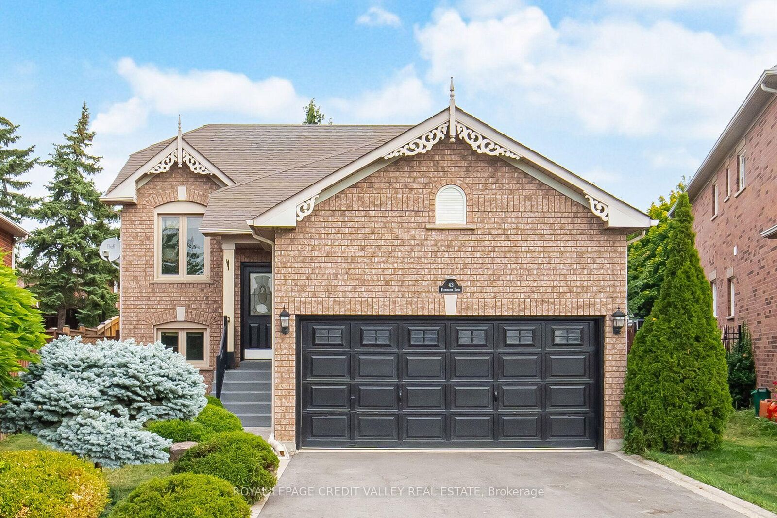 Property Photo: 43 Flemington Drive E ON L7C 1B7