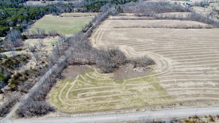 000 Squire Road — photo 1