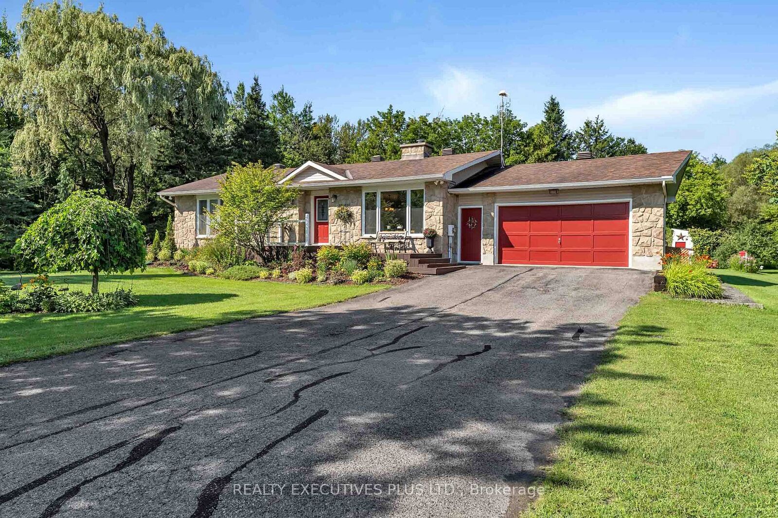 Property Photo: 3896 Schnupp Road W ON K0A 1E0