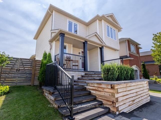 6 Steinway Drive — photo 1